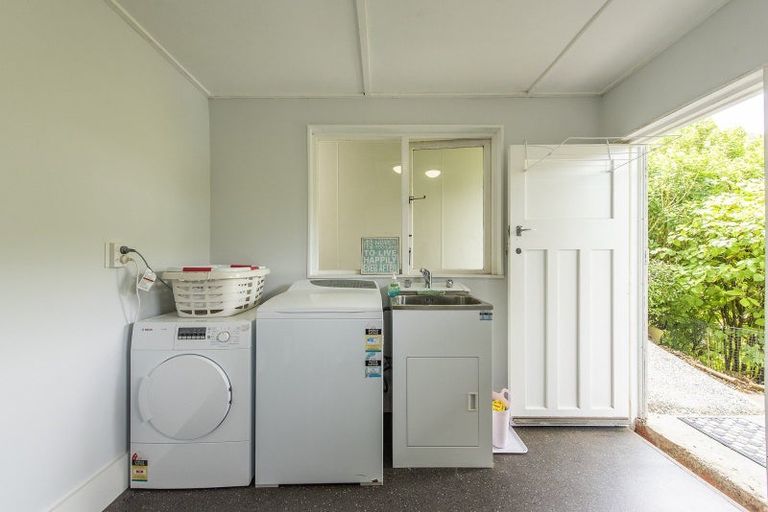 Photo of property in 34 Pembroke Road, Northland, Wellington, 6012