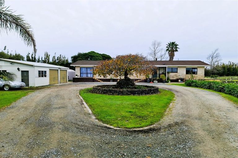 Photo of property in 6 State Highway 1, Awanui, 0486