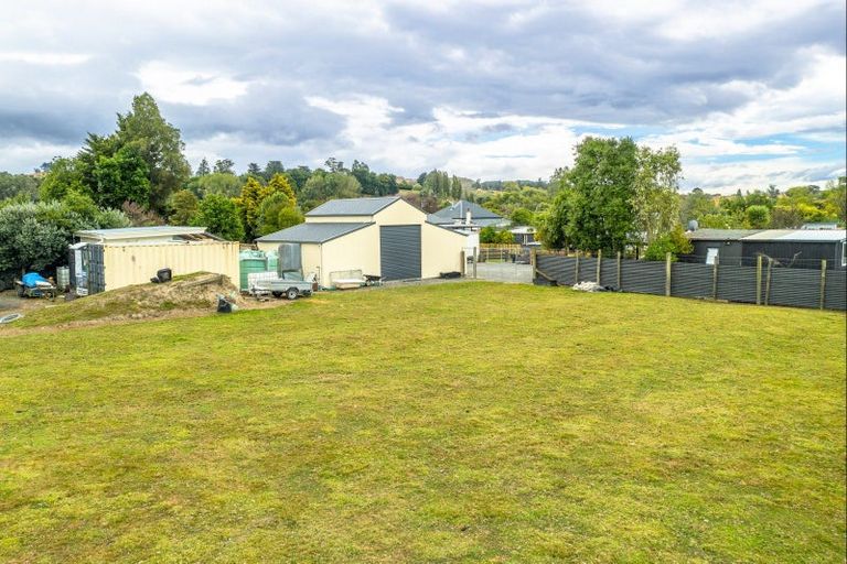 Photo of property in 38 Mcgreevy Street, Waipawa, 4210