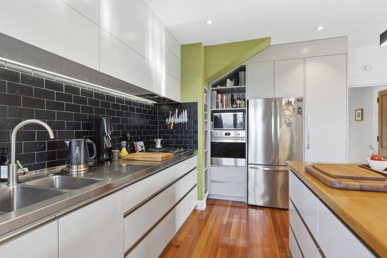 Photo of property in 41 Washington Avenue, Brooklyn, Wellington, 6021