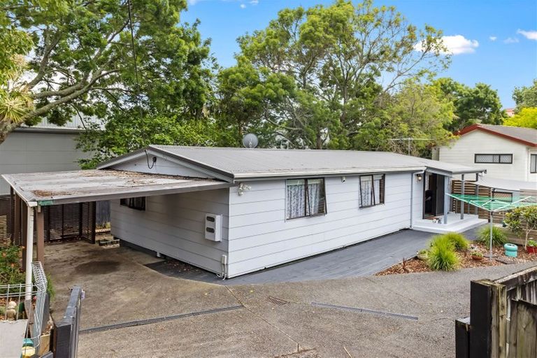 Photo of property in 17a Newington Road, Henderson, Auckland, 0612