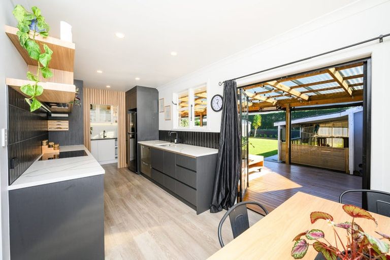 Photo of property in 33 Benmore Avenue, Cloverlea, Palmerston North, 4412