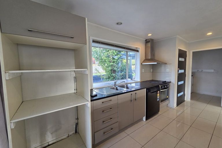 Photo of property in 67 Redoubt Road, Goodwood Heights, Auckland, 2105