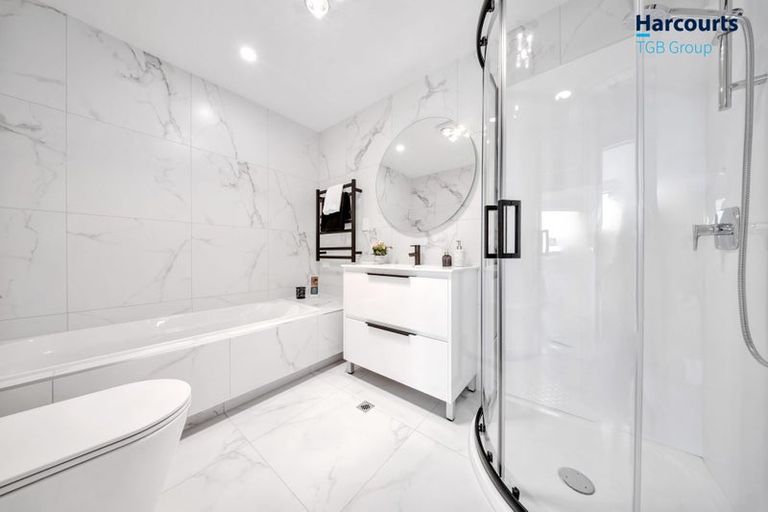 Photo of property in 35 Aviation Street, Takanini, 2112