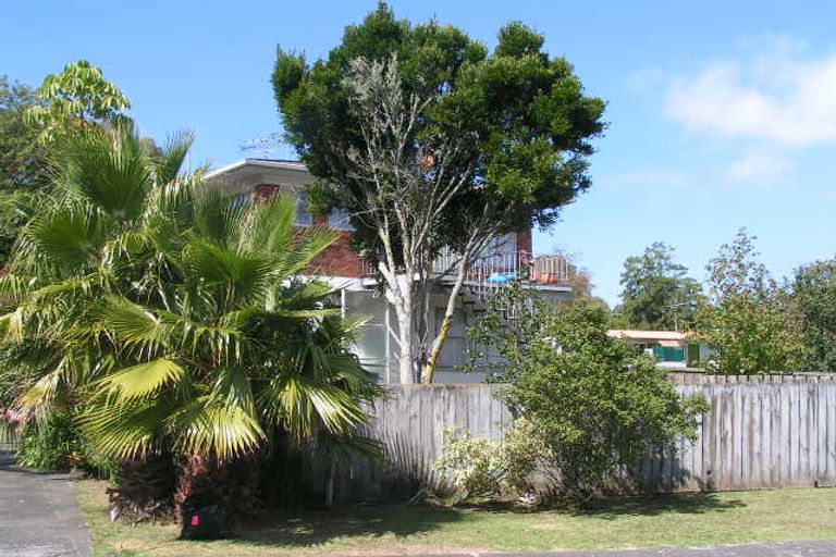 Photo of property in 3/1 Arosa Place, Forrest Hill, Auckland, 0620
