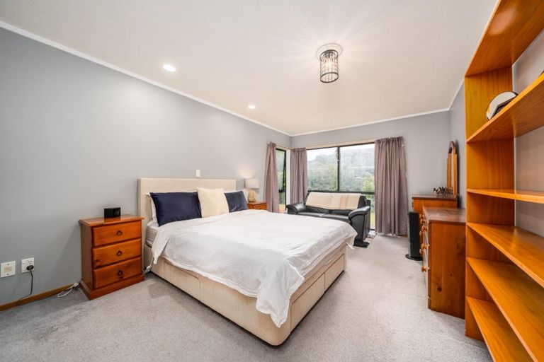 Photo of property in 5 Longmont Terrace, Churton Park, Wellington, 6037
