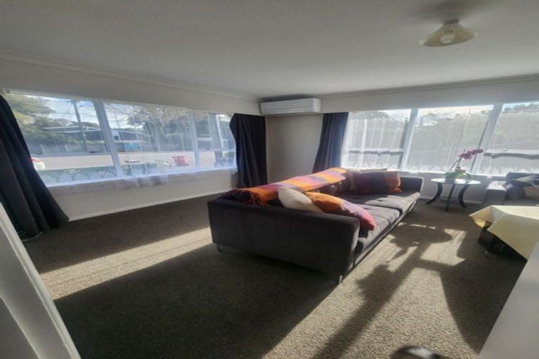 Photo of property in 13-13a Benzie Avenue, Wallaceville, Upper Hutt, 5018