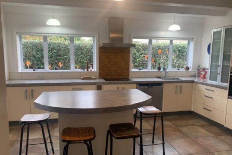 Photo of property in 327 Clifton Road, Te Awanga, 4102