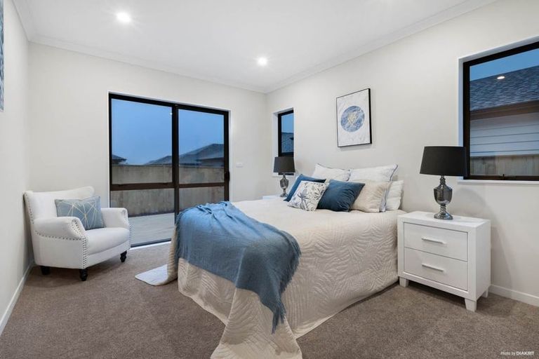 Photo of property in 44 Cooladawson Drive, Flat Bush, Auckland, 2019