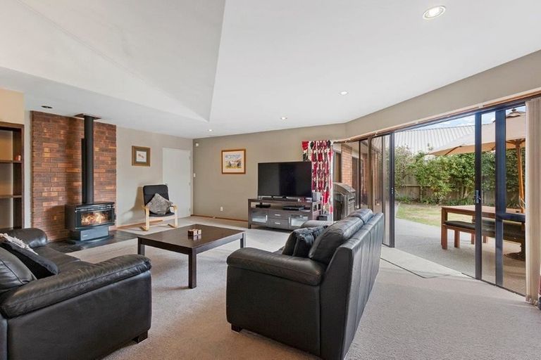 Photo of property in 10 Tucson Place, Burwood, Christchurch, 8061