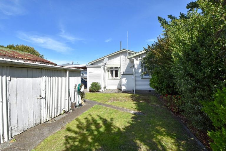 Photo of property in 259 High Street North, Carterton, 5713