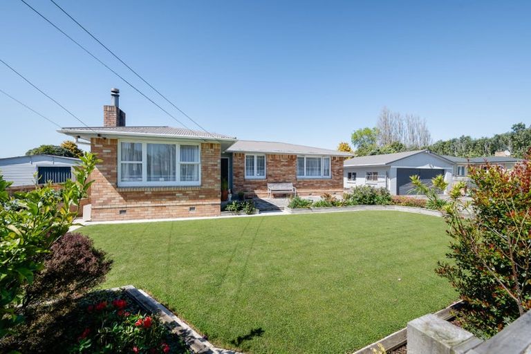 Photo of property in 27 Cotton Street, St Andrews, Hamilton, 3200