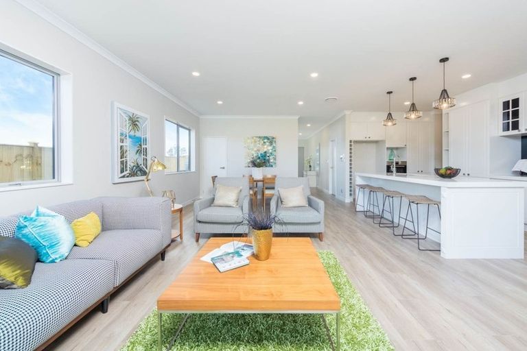 Photo of property in 4 Kilcadden Drive, Flat Bush, Auckland, 2019