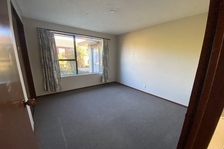 Photo of property in 9 Montclare Avenue, Ilam, Christchurch, 8041