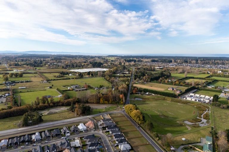 Photo of property in 18 Burkett Street, Marshland, 8051