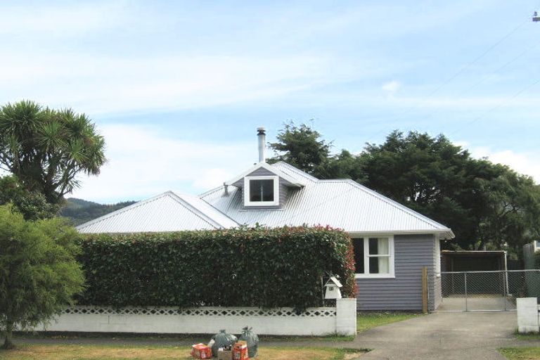 Photo of property in 94 Miro Street, Trentham, Upper Hutt, 5018