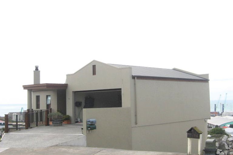 Photo of property in 11 Catherine Crescent, Moturoa, New Plymouth, 4310