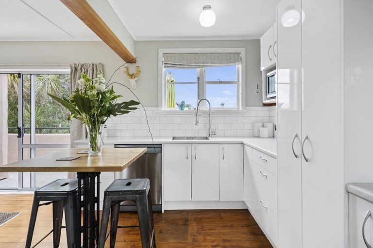 Photo of property in 215b Given Avenue, Whangamata, 3620