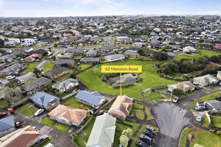 Photo of property in 42 Manston Road, Mangere, Auckland, 2022