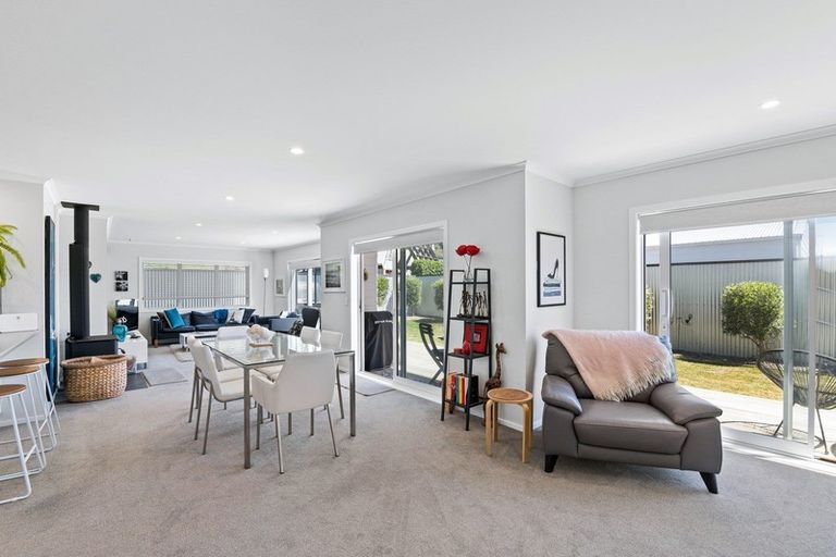 Photo of property in 5 Mack Street, Foxton Beach, Foxton, 4815