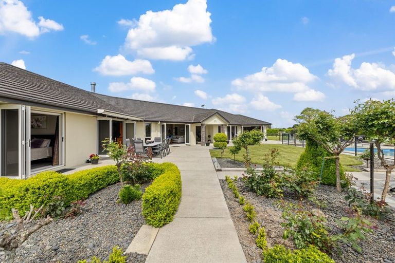 Photo of property in 503 Grasslands Drive, Cambridge, 3493