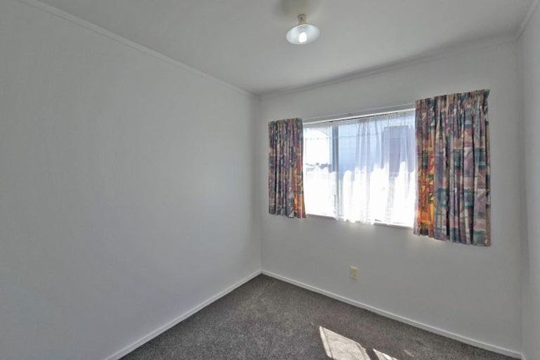 Photo of property in 1 Kauri Street, Taradale, Napier, 4112