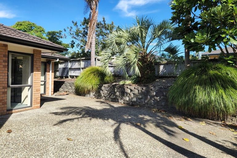 Photo of property in 60 Cabeleigh Drive, Helensville, 0800