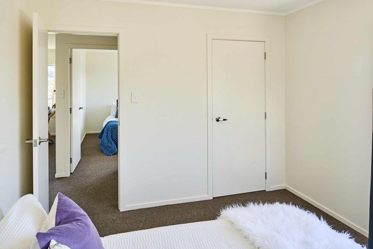 Photo of property in 42f James Cook Drive, Whitby, Porirua, 5024