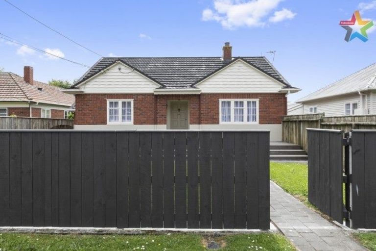 Photo of property in 47 Waiwhetu Road, Waiwhetu, Lower Hutt, 5010