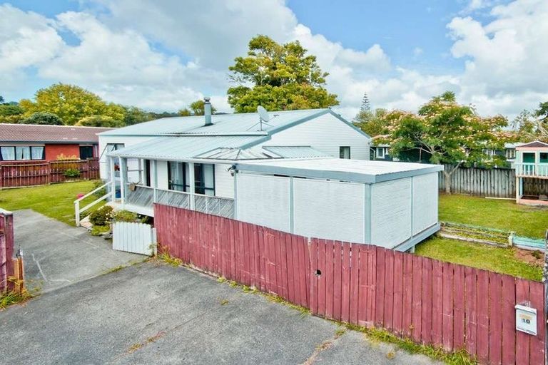 Photo of property in 10 Lacebark Court, Titirangi, Auckland, 0604