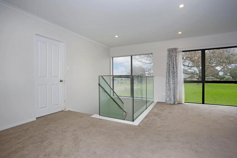 Photo of property in 112a Longford Park Drive, Takanini, 2112