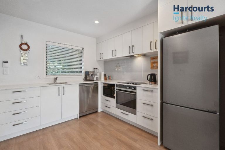 Photo of property in 74a Opaheke Road, Opaheke, Papakura, 2113