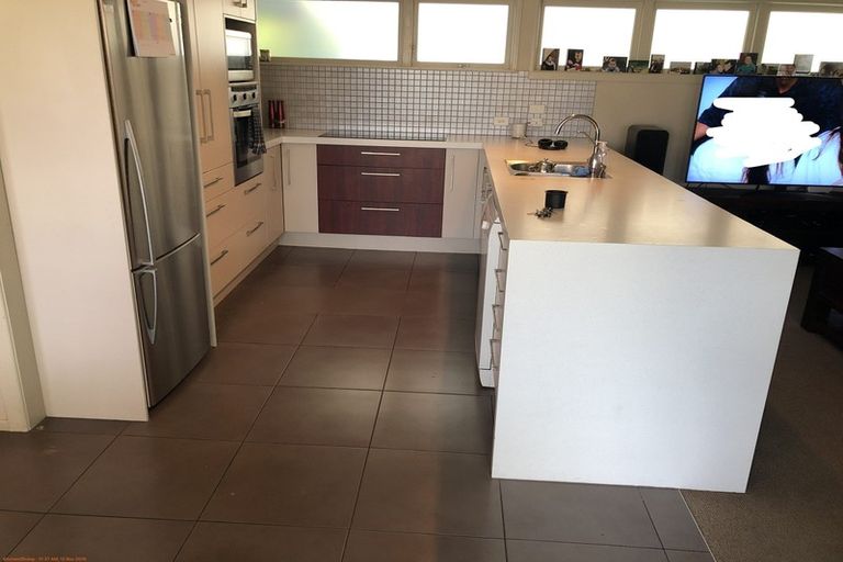 Photo of property in 4 Manutara Avenue, Forrest Hill, Auckland, 0620