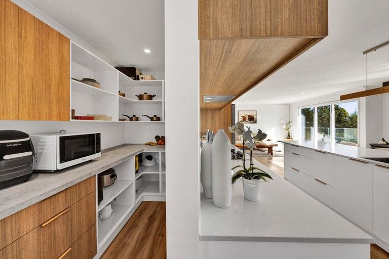 Photo of property in 284 Frankley Road, Ferndale, New Plymouth, 4310