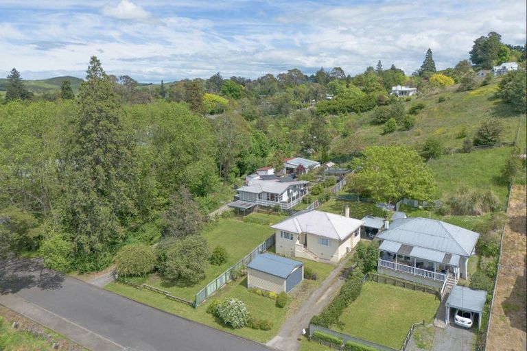 Photo of property in 18 Rose Street, Waipawa, 4210