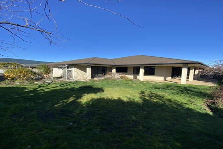 Photo of property in 18 Kendall View, Stoke, Nelson, 7011