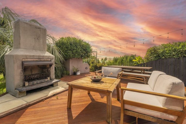 Photo of property in 23 Patiki Place, Titahi Bay, Porirua, 5022