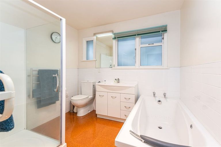 Photo of property in 21 Colwyn Street, Bryndwr, Christchurch, 8053