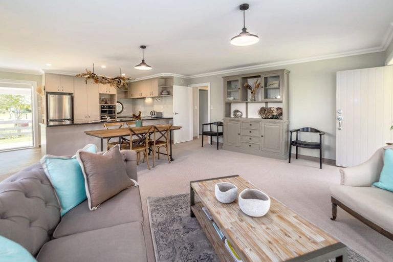 Photo of property in 7 Orchard Road, Greytown, 5712