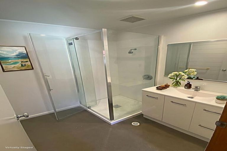 Photo of property in Te Awhina Apartments, 17/22 Sussex Street, Mount Cook, Wellington, 6021