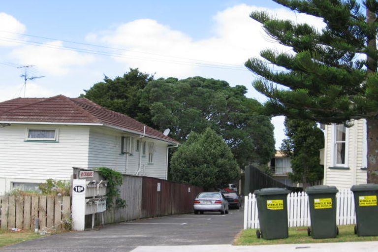 Photo of property in 13/19a Verbena Road, Birkdale, Auckland, 0626