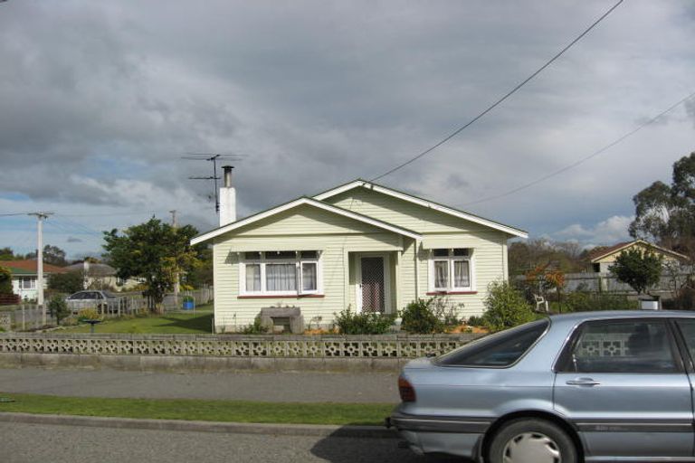 Photo of property in 14 Johnstone Street, Masterton, 5810