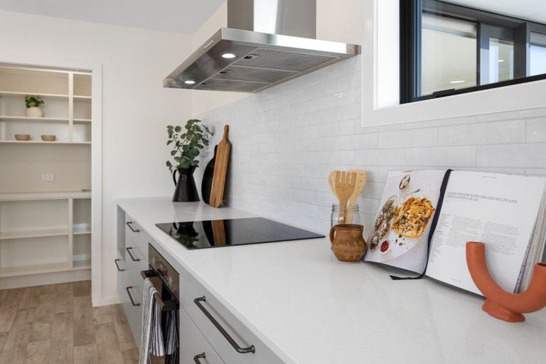 Photo of property in 271 Te Okuroa Drive, Papamoa, 3118