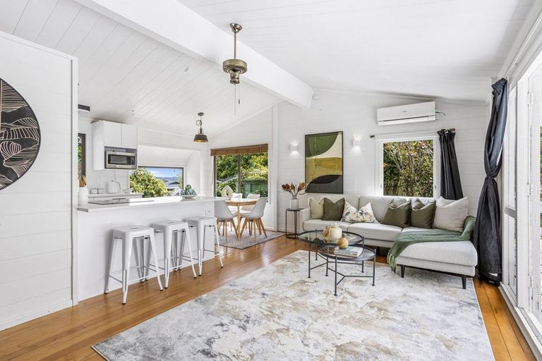 Photo of property in 1 Puketaha Road, Swanson, Auckland, 0816