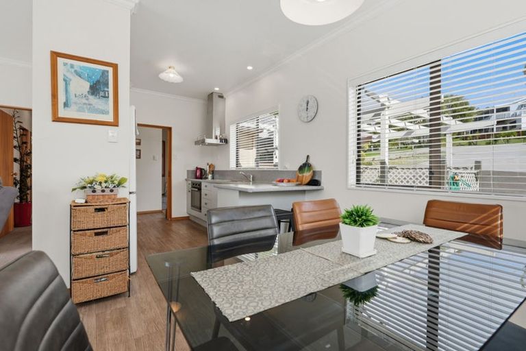 Photo of property in 10 Cable Bay Block Road, Cable Bay, 0420
