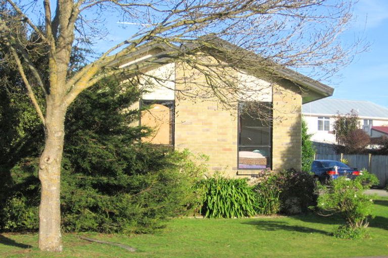 Photo of property in 21a Caulfield Place, Nawton, Hamilton, 3200