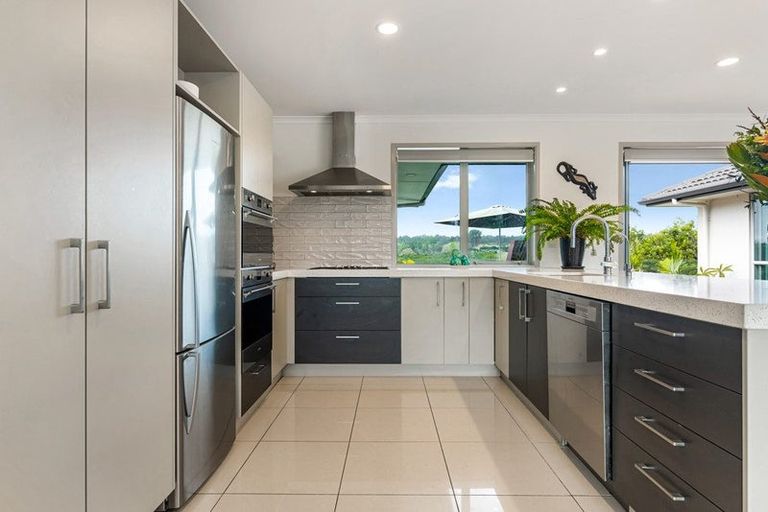 Photo of property in 466 Whitehills Road, Waitoki, Silverdale, 0994