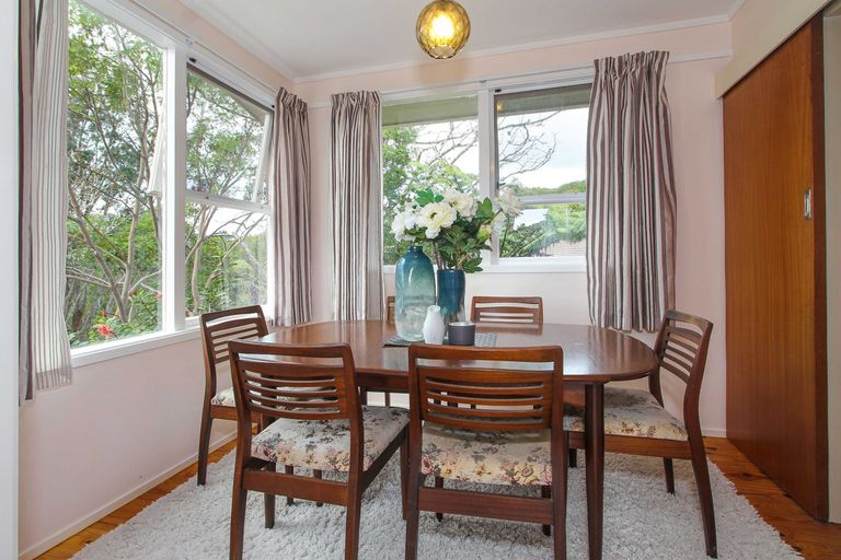 Photo of property in 15 Bishopgate Street, Birkdale, Auckland, 0626