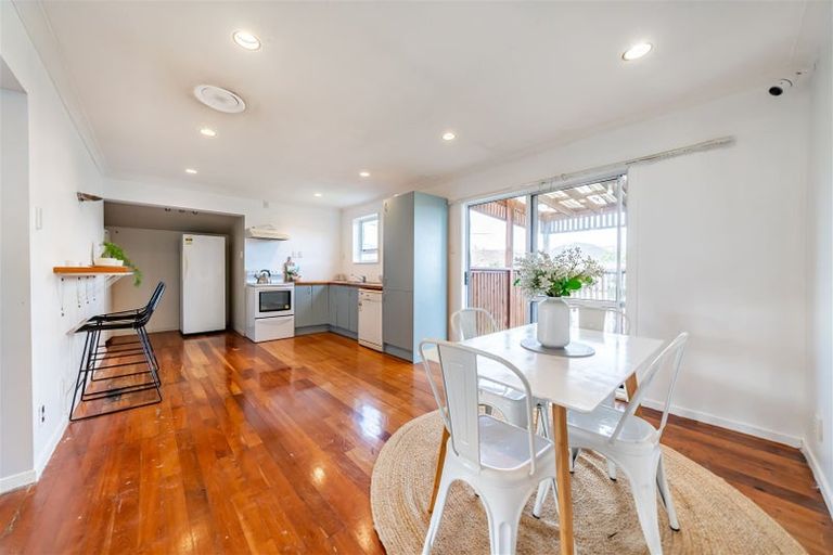 Photo of property in 21 Ngata Grove, Trentham, Upper Hutt, 5018