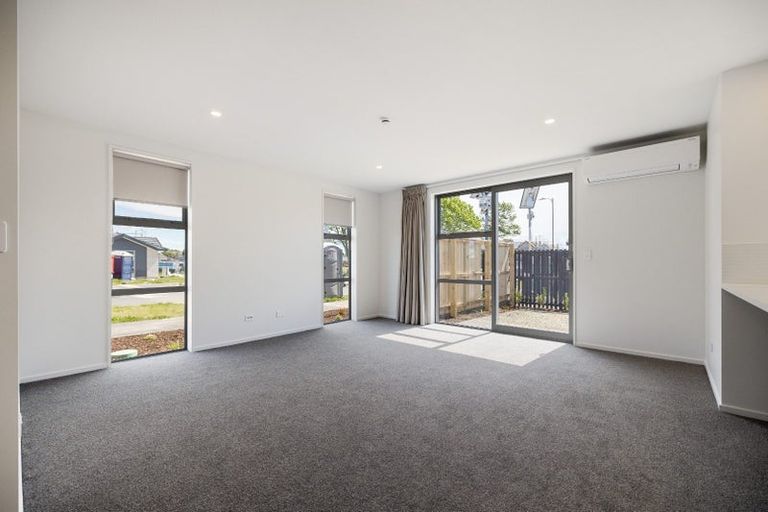 Photo of property in 81 Akoranga Place, Hornby, Christchurch, 8042